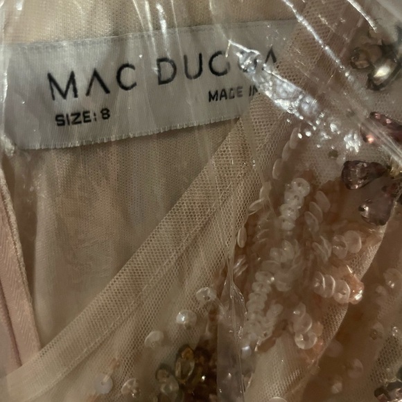 Mac‎ Duggal 93575 Women’s Elegant Floral Embellished Evening Gown, size 8 - Picture 6 of 7